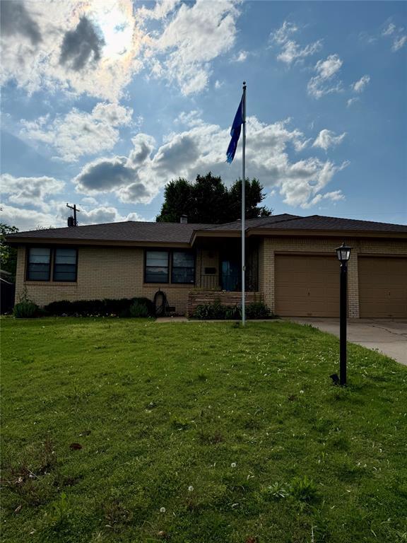 Photo - 3021 N Zedna Dr House