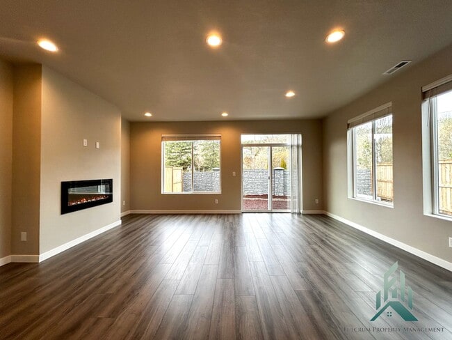 Photo - 5905 NW Torchcrest Pl