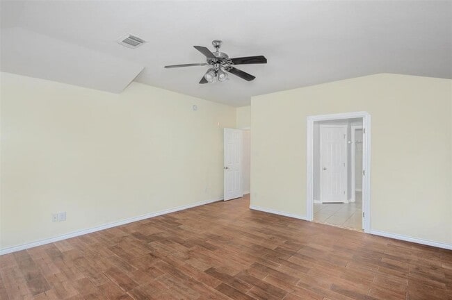 Photo - 405 Magnolia Estates Dr