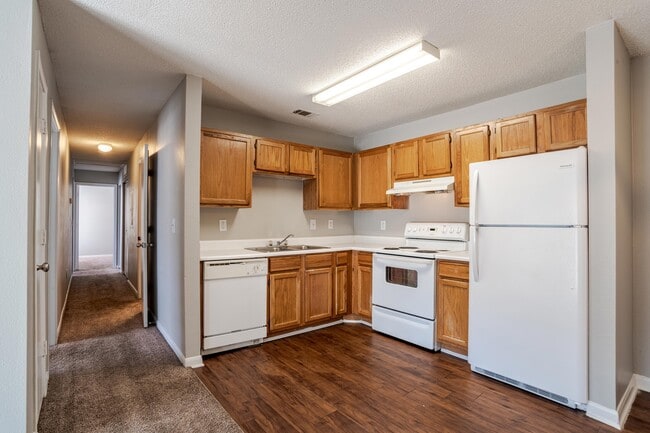 Photo - Brookside Pointe Apartments