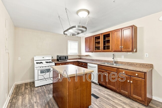 Photo - 1156 Fletcher Ave