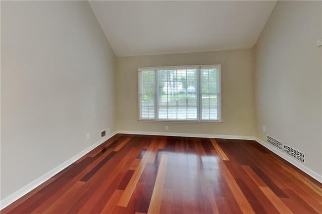 Photo - 2916 Sope Creek Dr