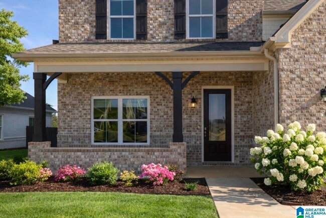 Photo - 349 Lionel Allen Wy