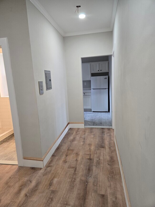 Photo - 15 Alton Pl