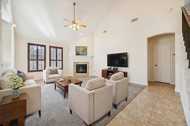 Photo - 24515 Rozzano Ct