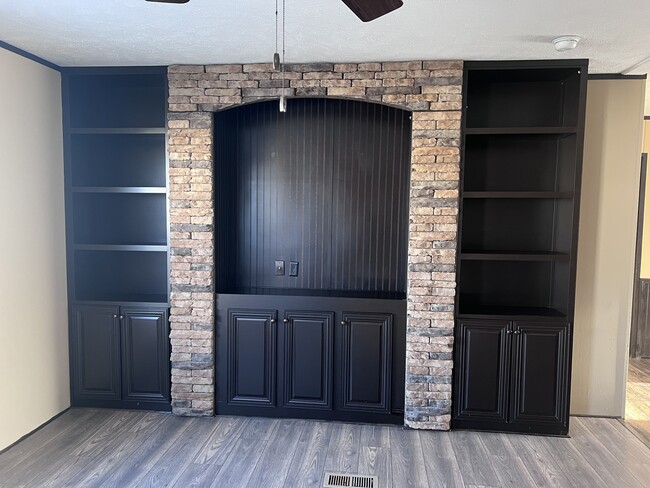 Photo - 2300 Ward Bend Rd