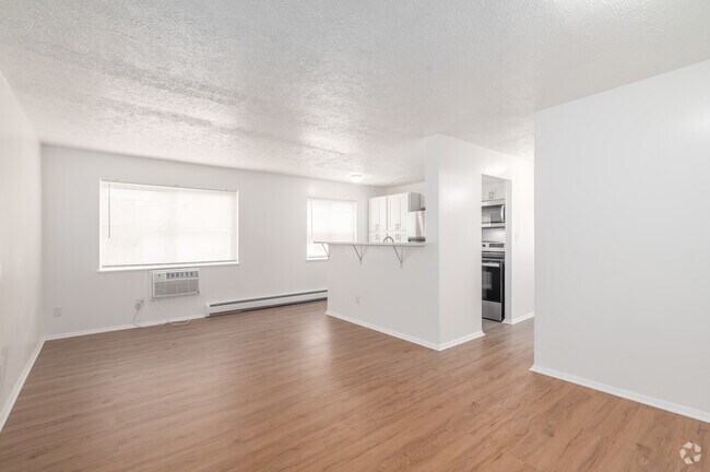 2 BD,1 BA - 750SF - Living - Norwood Place Apartments