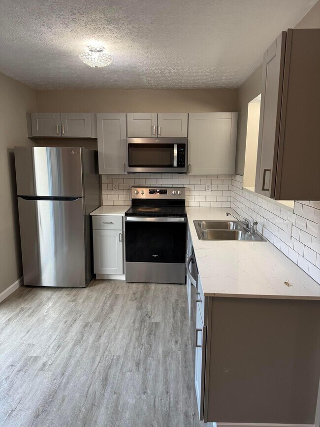 Photo - 7806 Barkwood Dr Unidad 10B