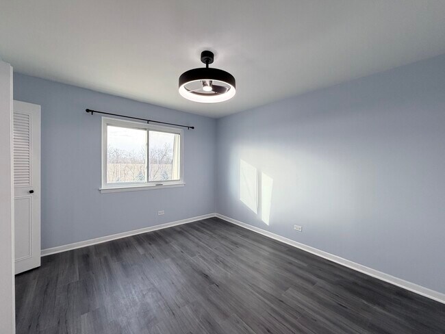 Photo - 9460 Bay Colony Dr