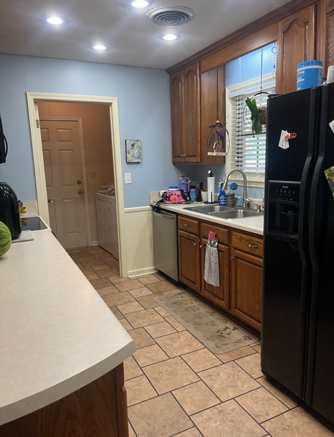 Photo - 103 Cherokee Dr