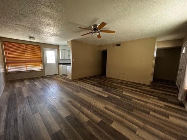 Photo - Charming and spacious Needles HOME