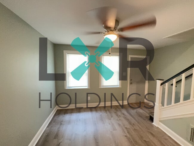 Photo - 1236 Clover Ln