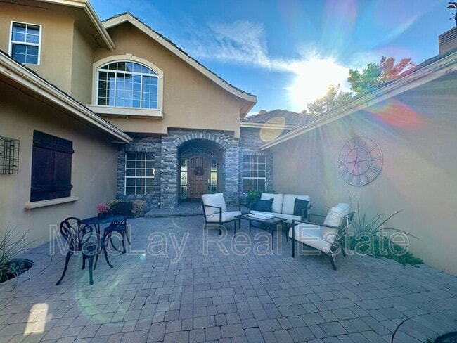 Photo - 5711 W Linda Ln