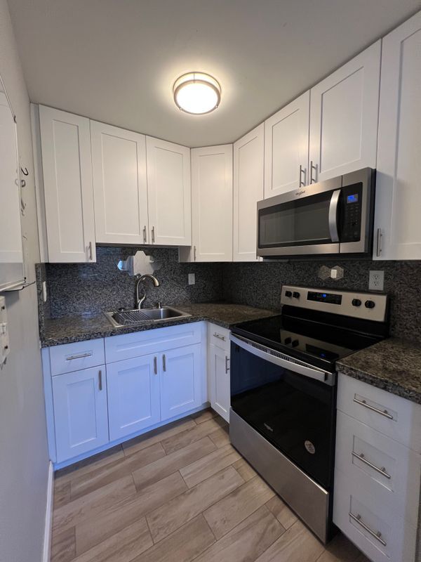 Photo - 2016 NE 17th Ct Apartamento