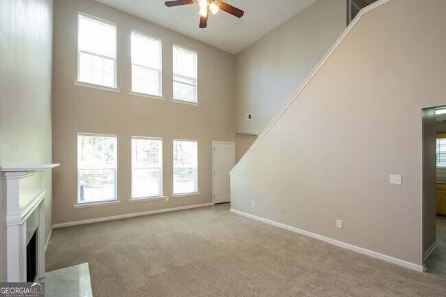 Photo - 9535 Lakeview Rd