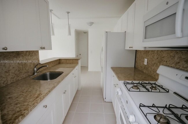 Photo - 7315 Byron Ave Unit 9