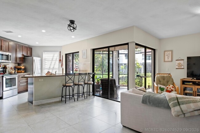 Photo - 367 NW 36th Ave