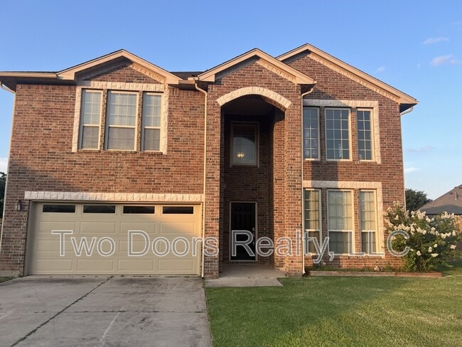 Photo - 10612 Westover Ave Casa