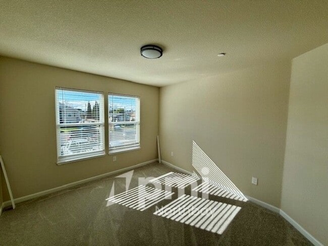 Photo - 304 Mayo Ave Unidad B