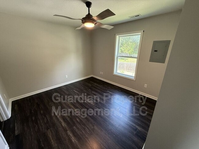 Photo - 1800 Sun Valley Rd