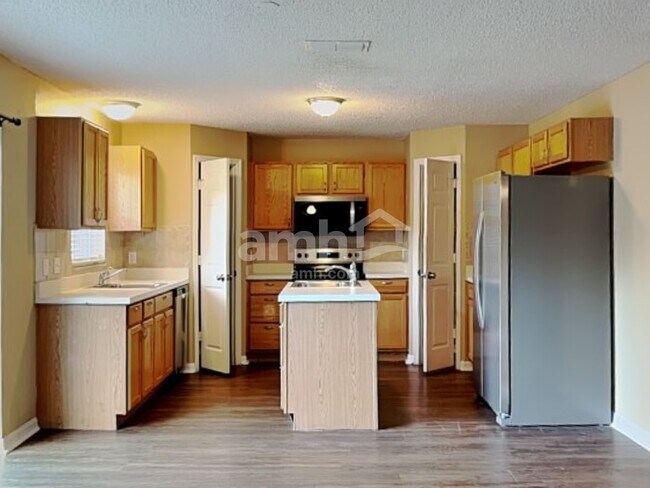 Photo - 16452 Corner Lake Dr