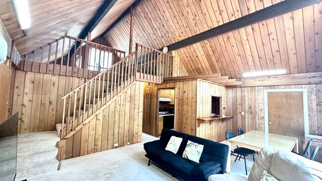 Building Photo - Available Now - Highly Desired 2 Bedroom, ... Rental