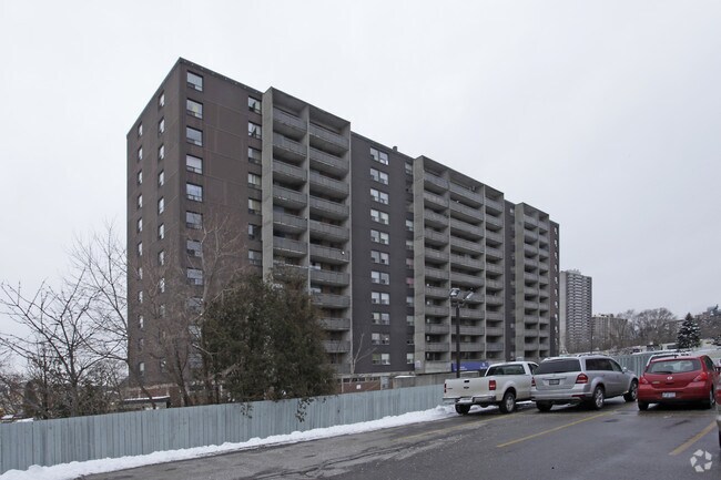 Primary Photo - 120 Dundas St E