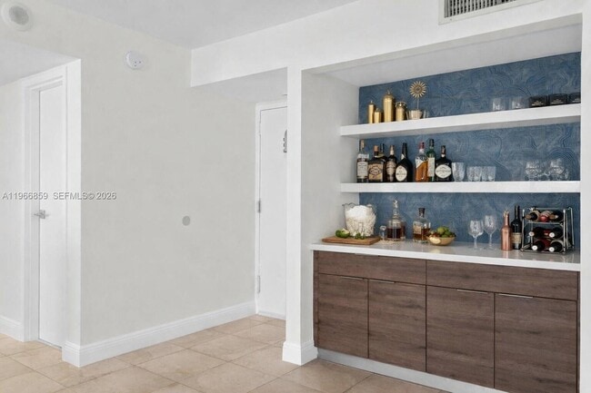 Photo - 2655 Collins Ave Unit 1607