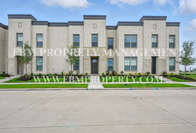 Building Photo - 2116 Layla Dr