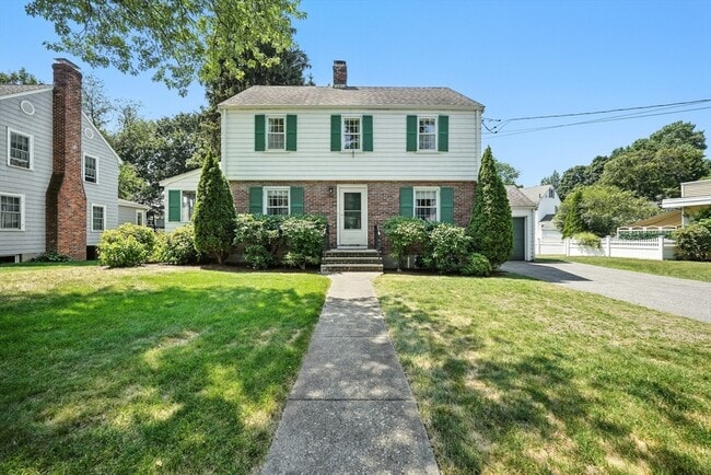Building Photo - 40 Fairway Dr Rental