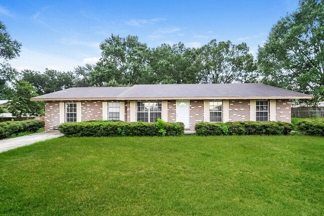 Photo - 3412 Groveview Dr
