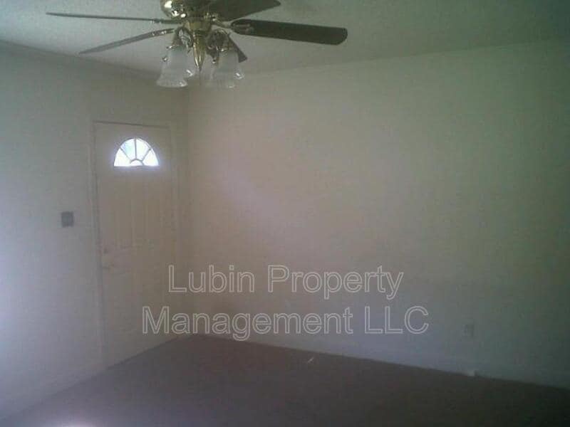 Photo - 3818 Vernon Ave