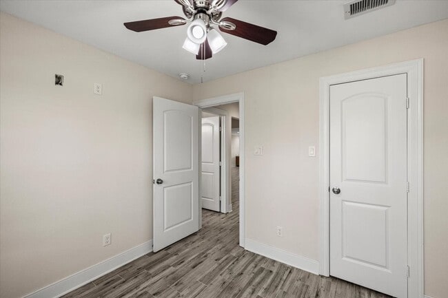 Building Photo - 13513 Anne Ln