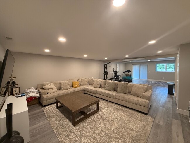 Building Photo - 7826 N 153rd St Rental