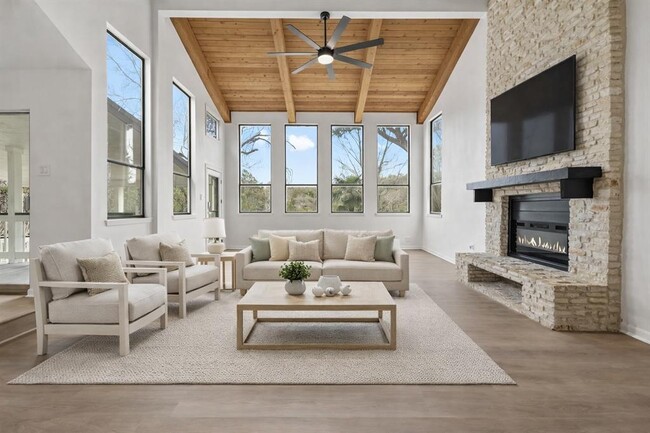 Photo - 2204 Toro Canyon Rd