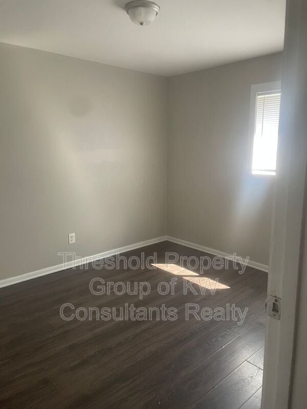 Photo - 1170 Bryden Rd Unit D