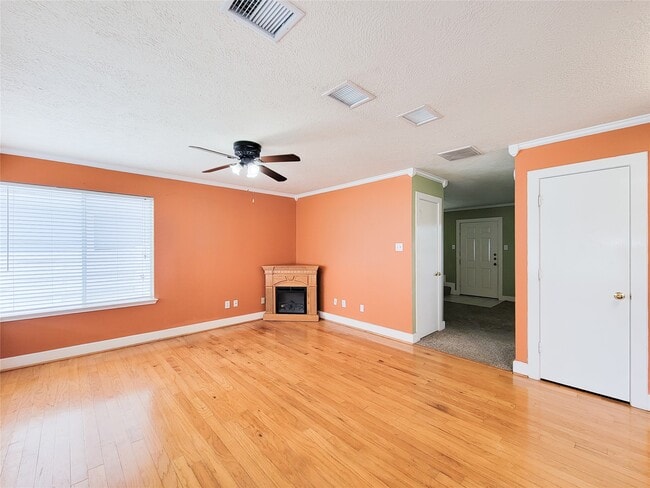 Photo - 9607 Farrell Dr