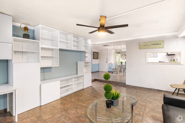 1BA, 1.5BA - 1,000SF - Living Room