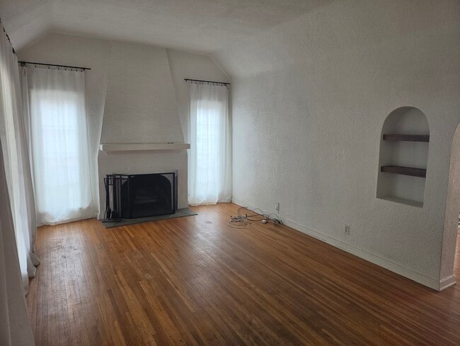 Photo - 1721 N Fairview St