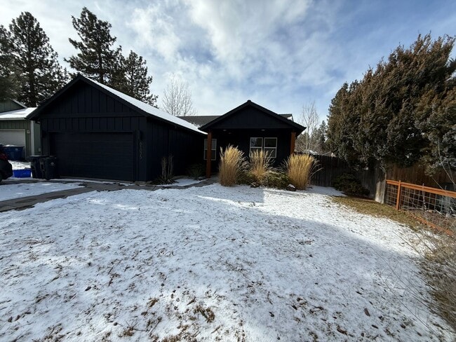 Photo - Beautifully Updated 3 Bed/2 Bath Home - Lodgepole Drive