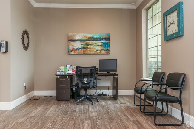 Leasing Office