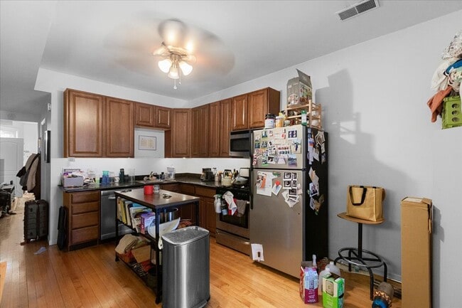 Building Photo - 3121 N Kimball Ave Unit 2 Rental