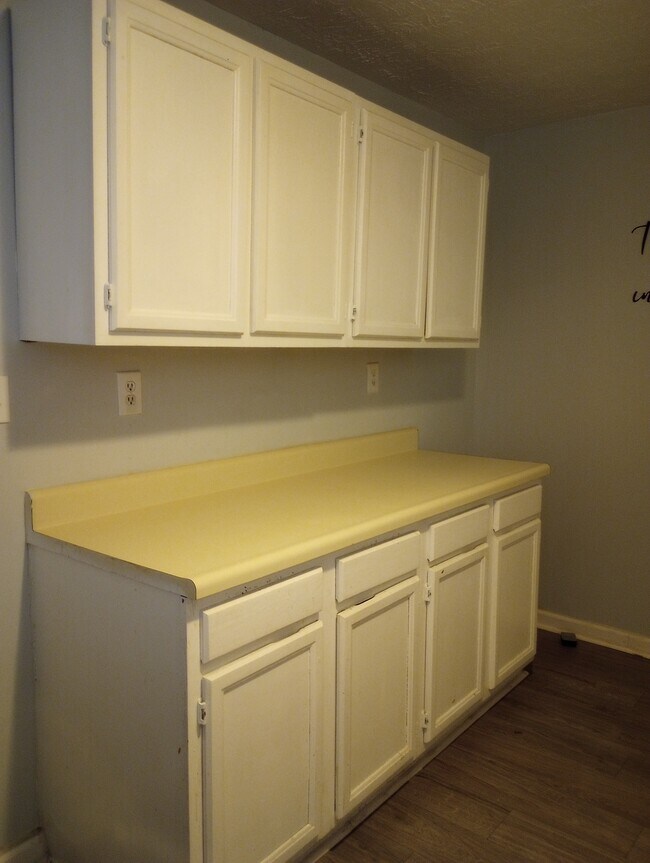 Photo - 410 Linden Pl Unit A