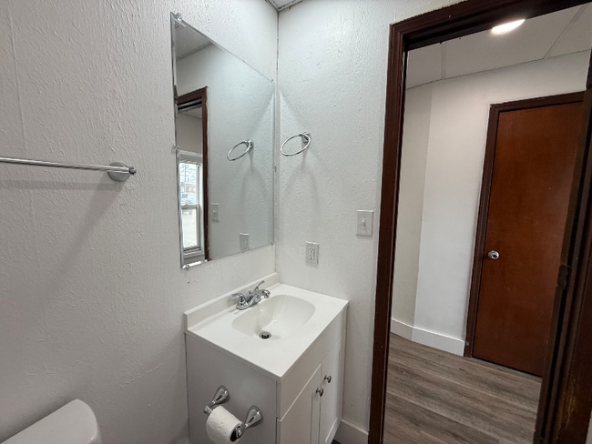 Photo - 1330 I St Unit 1330 I St Apt E