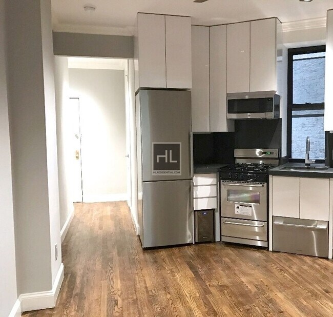 Photo - MOTT ST. Unit 15