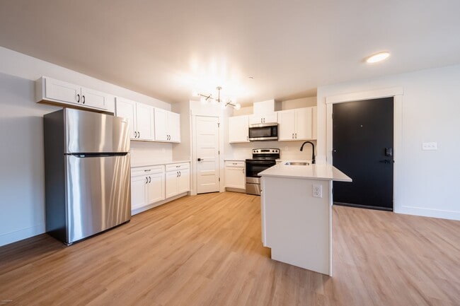 Photo - 1 bed 1 bath Modern Apartment - 916 sqft (First month HALF off) Unidad 103