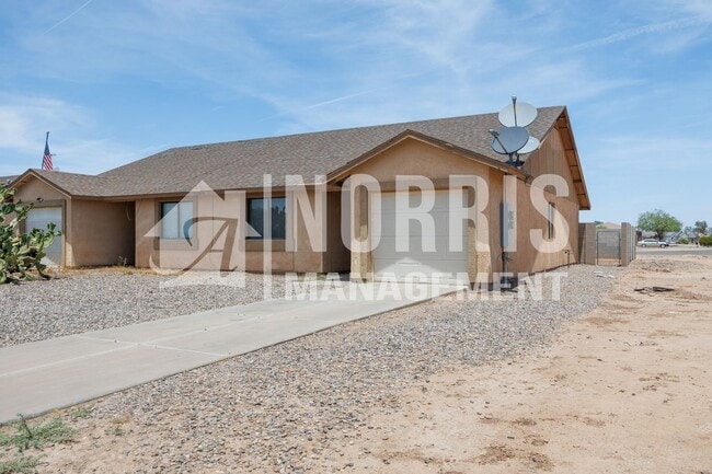 Photo - Perfect Duplex in Arizona City Unit #B (323)