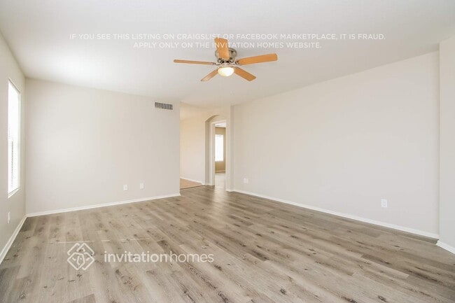 Photo - 10933 E Clovis Ave