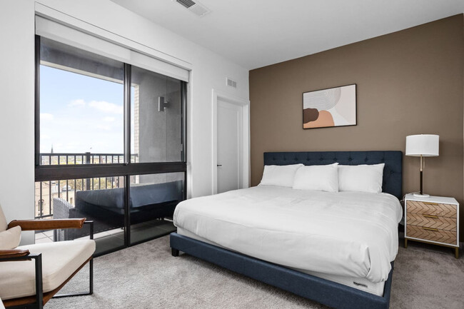 Photo - 421 N Pennsylvania St Unit ID1312605P