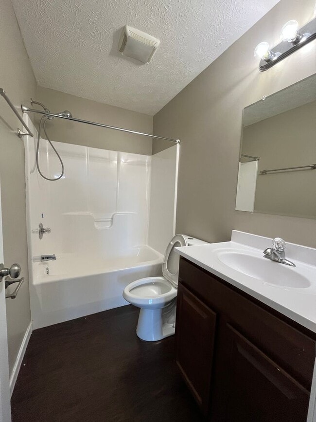 Photo - Single Family 2 bedroom 2 bathroom